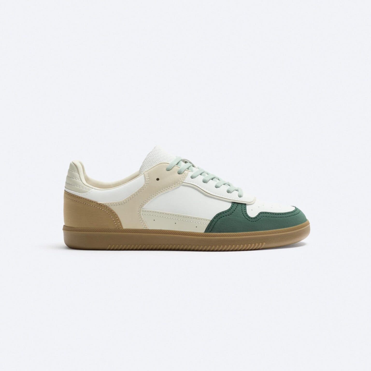 Shoe