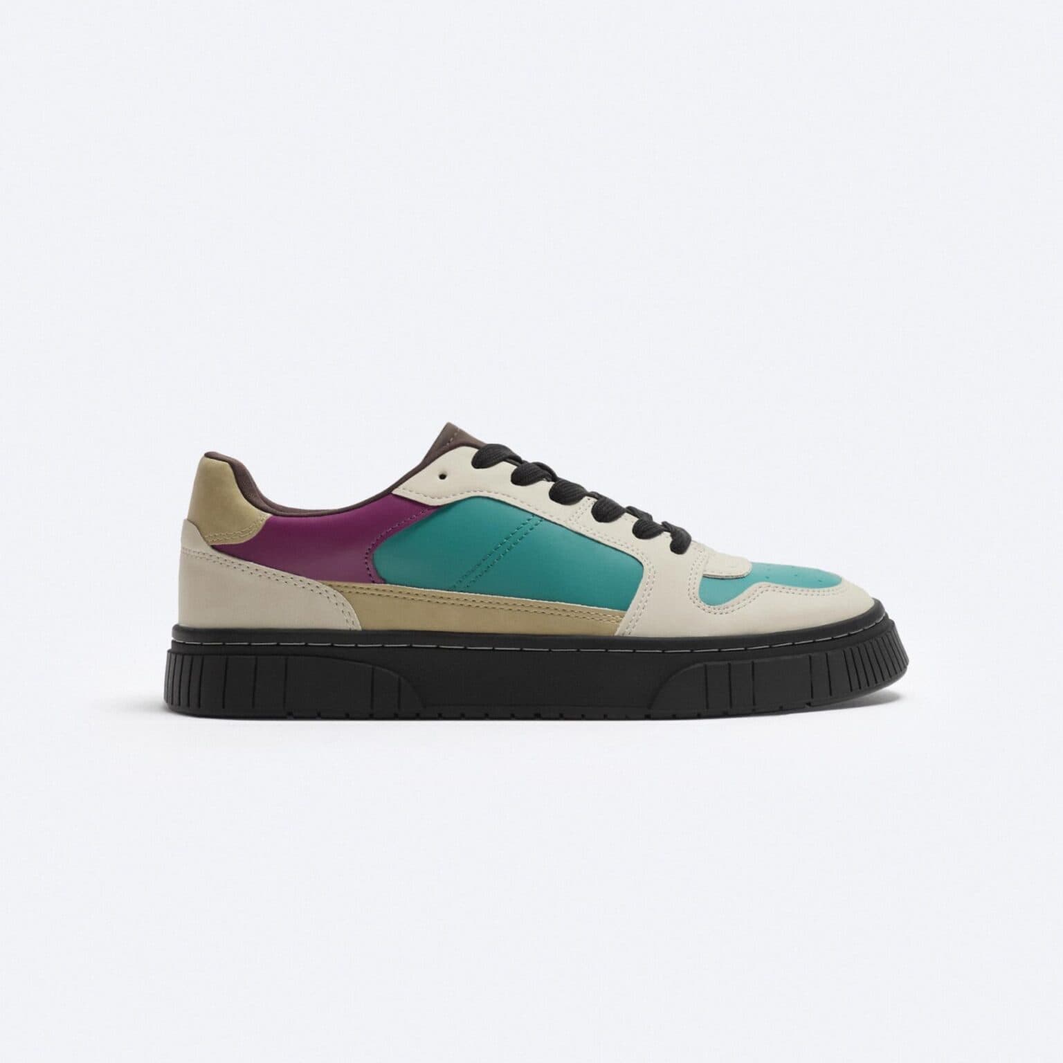 Shoe